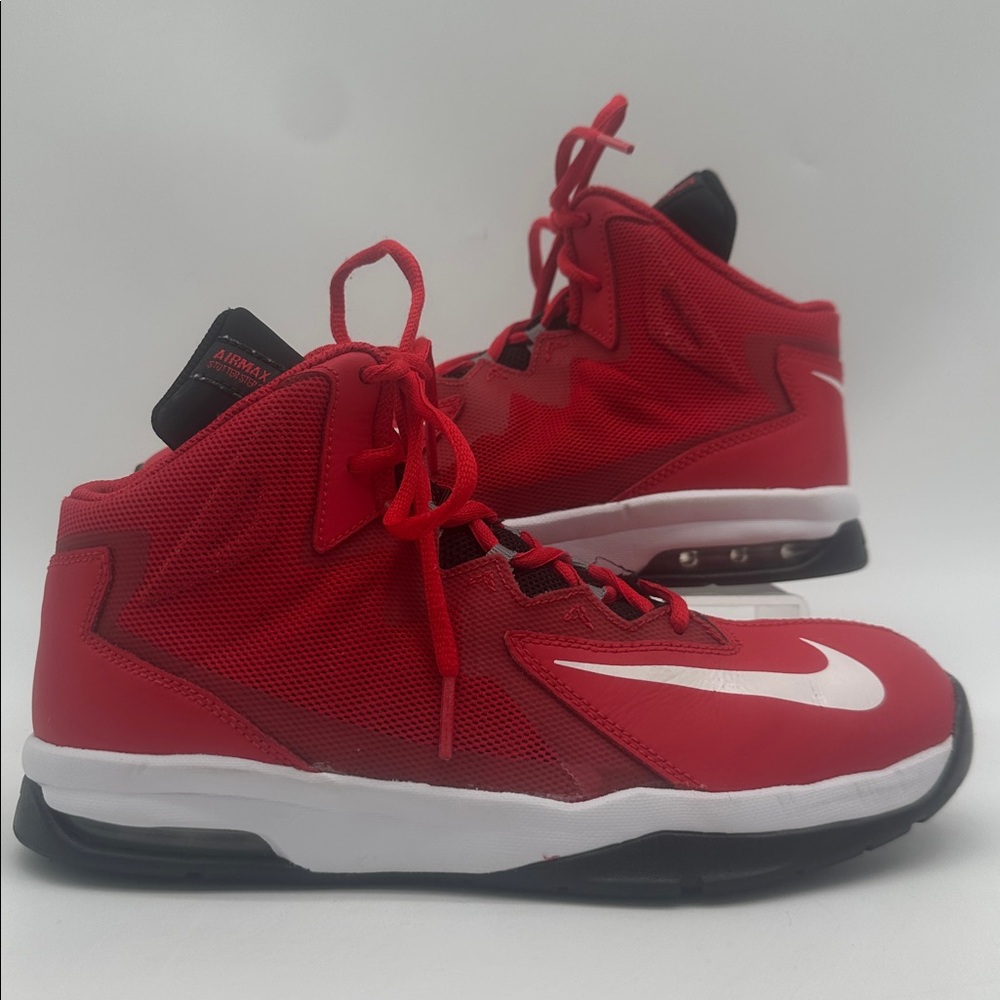 Nike AirMax Stutter Step 2 Red White Athletic Shoes Size 7Y Youth